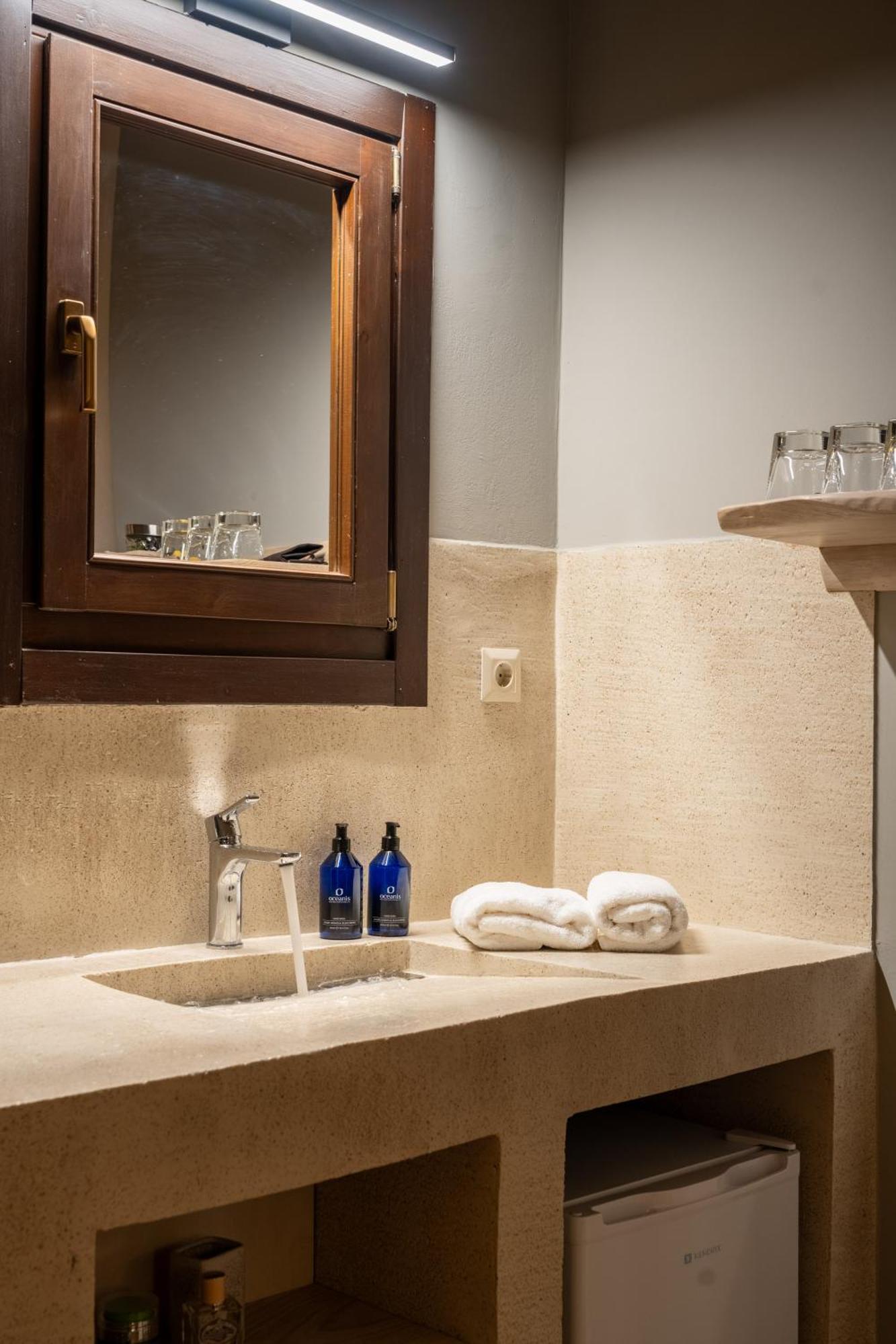 Kalavrita Botanica Hotel & Spa Luaran gambar